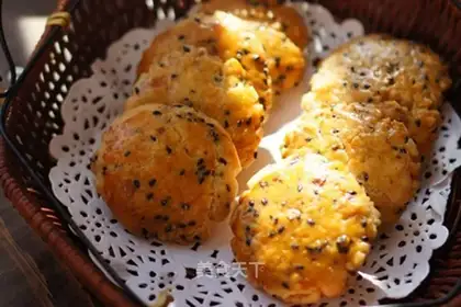 Sesame peaches