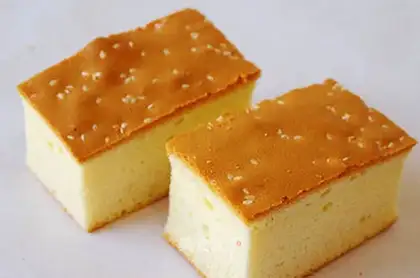Milk sesame cake