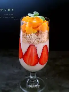 Fruit cups