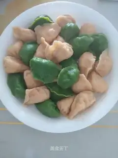 Five-colour dumplings