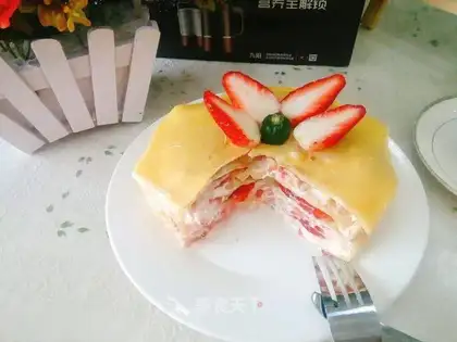 Strawberry lasagna