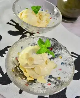 Vanilla ice cream
