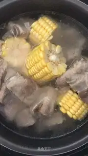 Pregnant women's ribs soup
