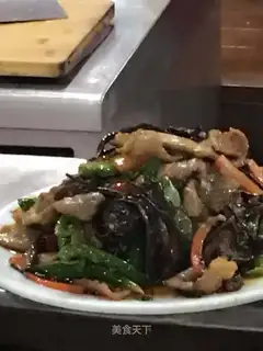 Tea mushrooms and salt