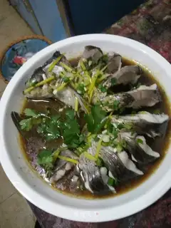 Strawfish open
