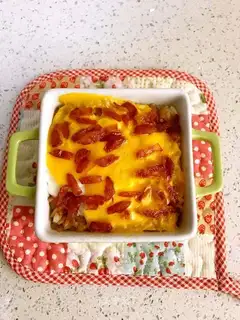 Quick cheese omelet