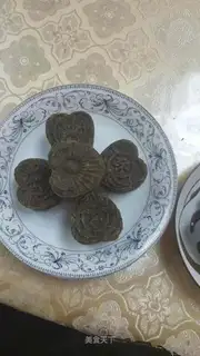 Green bean cake