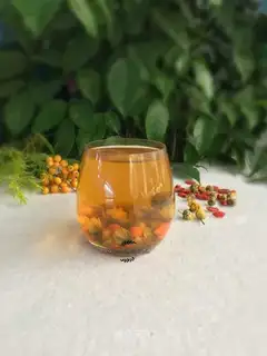 A tea with chrysanthemum