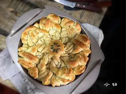 Coconut buns