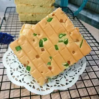 Ham sausage onion cake