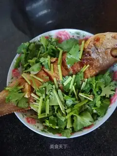 Home with yellow fish