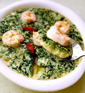 Spinach shrimp spa eggs