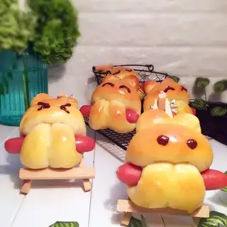 Rabbit sausage bread