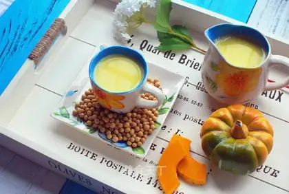 Pumpkin milk soy