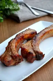 Fork sauce and ribs