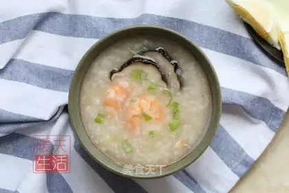 Porridge of mushroom shrimp
