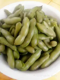 Boiled beans