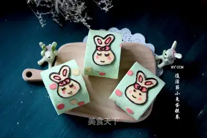 ♪ Rabbit-colored cake roll ♪