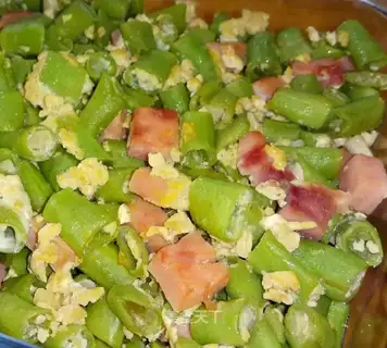 Soybeans egg and ham particles