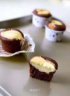 Snowcap chocolate cake
