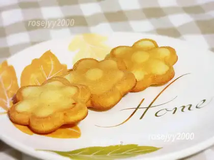 Mother's strawberry omelet