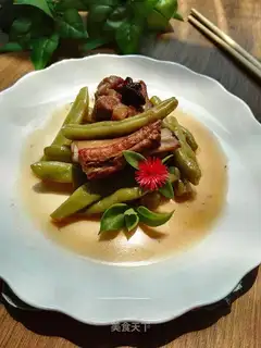 Bean stew ribs