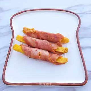 Bacon cheese toast