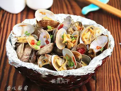 Bread-bread clams