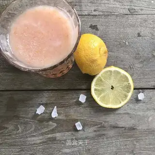 Carrot tomato juice