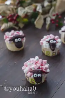 Little lamb cake