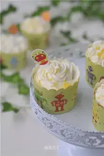 Lemon cupcakes