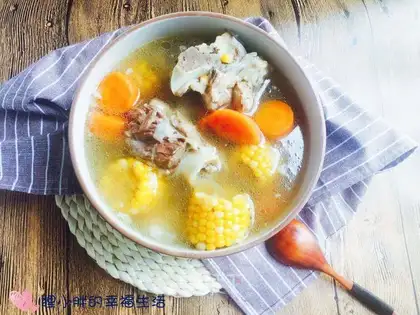 Carrot cornbone soup