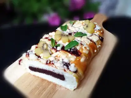 Cake bread