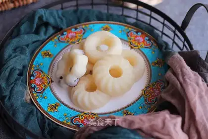 Milk and rice cake