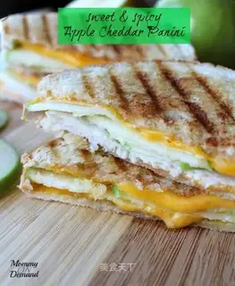 Apple cheese sandwich