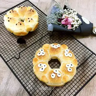 Toons of toast