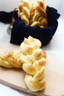 Coconut braid bread