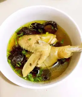 Frozen chicken