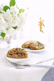 Red potato rice cake