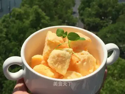 Mango yogurt ice