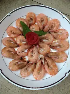 Flowers with rich shrimp