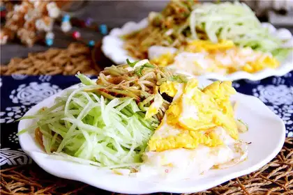 cucumber silk eggnog noodles