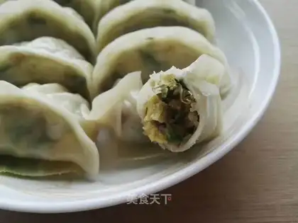 The egg-skin dumplings of the cranberry fan