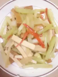 Celery tofu dry