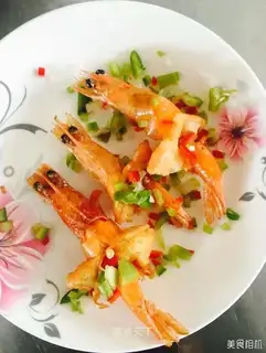 Pretzels, prawns