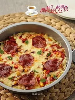 Ham and potatoes pizza
