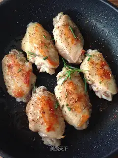 Salted chicken wings