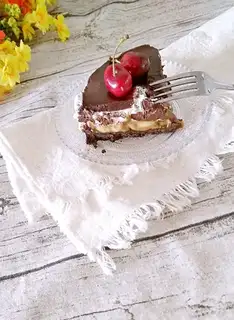 Cocoa banana pie