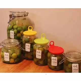 Blue plum wine