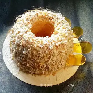 Cracky Viennese almond cake